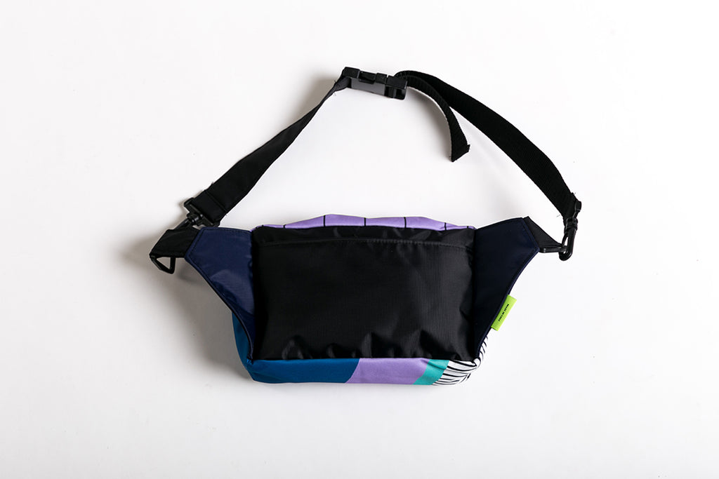 Banano Fannypack Cuadro Lila