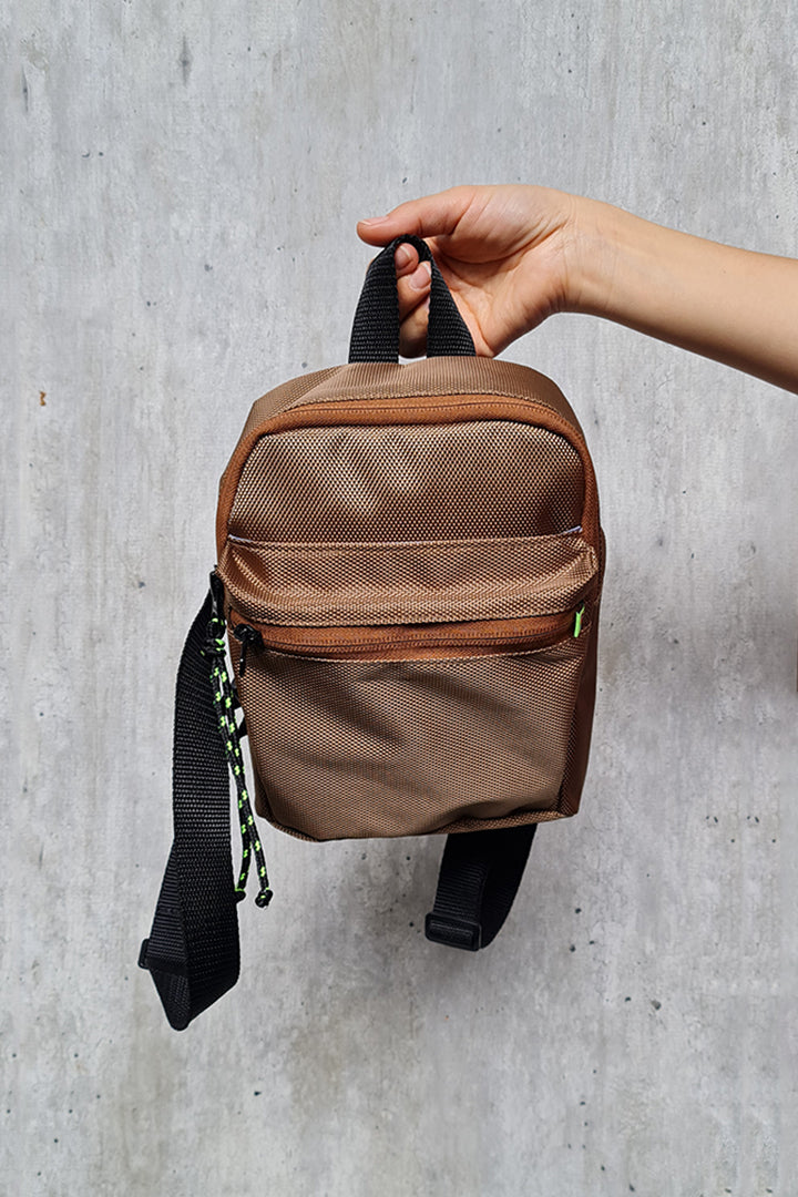 Mini mochila Camel