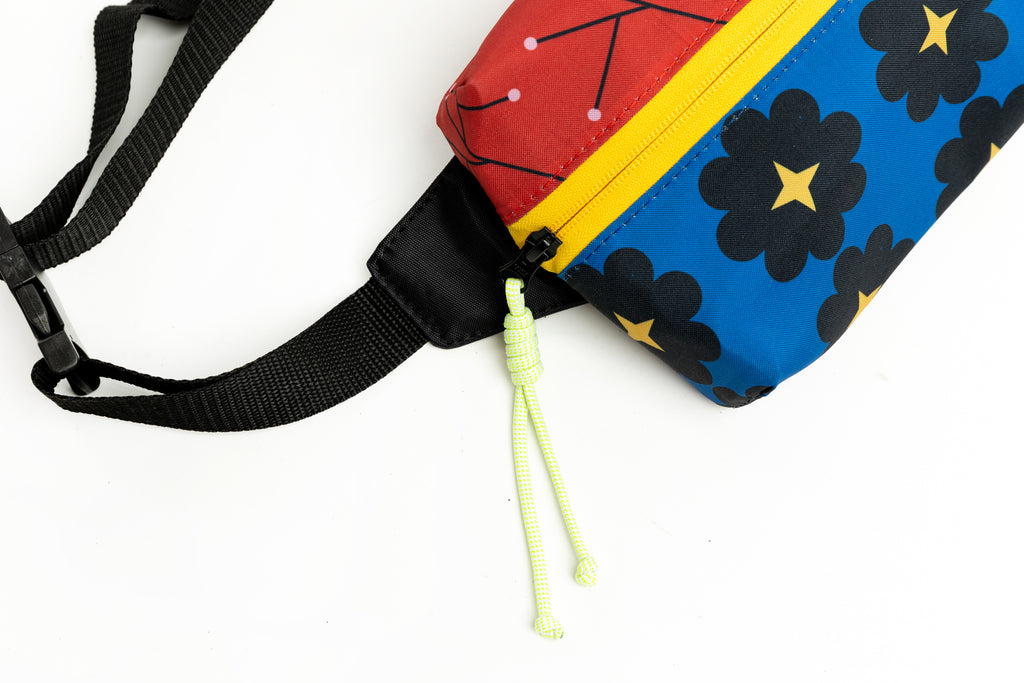 Banano collab Galia flor azul