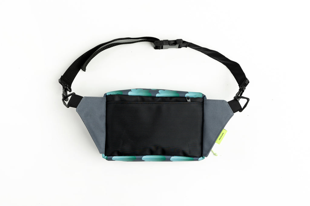 Banano Fannypack collab Galia Flor verde