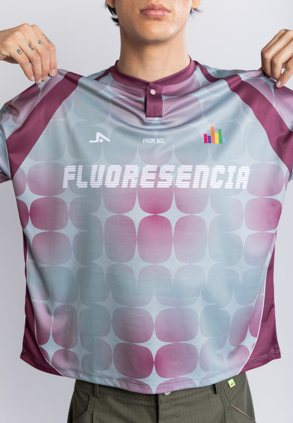 CAMISETA BOXY FIT jade-burdeo