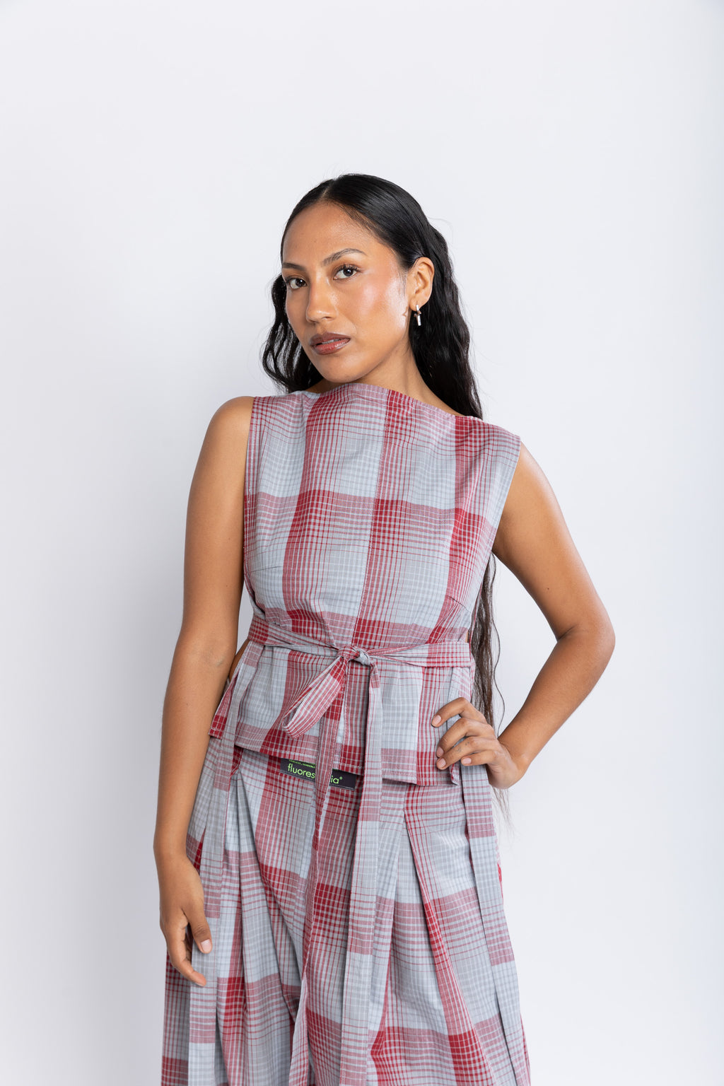 Pechera Tartan gris–rojo
