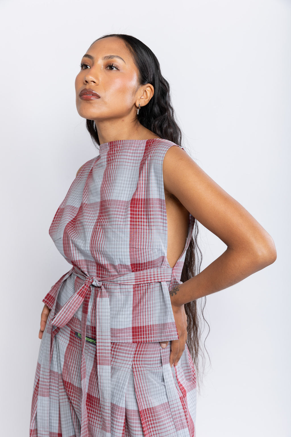 Pechera Tartan gris–rojo